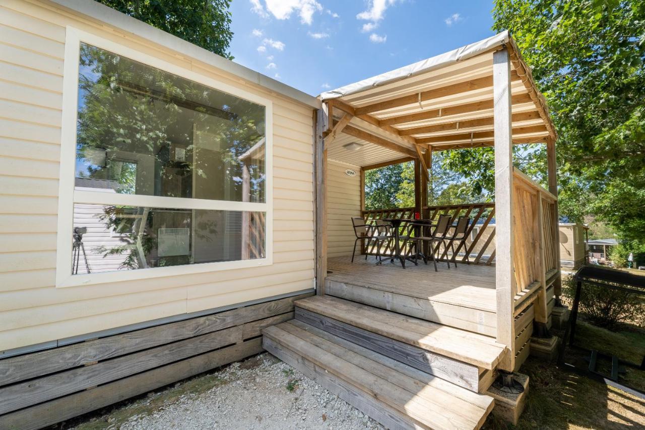 Camping Les Gorges Du Chambon Hotel Eymouthiers  Bagian luar foto