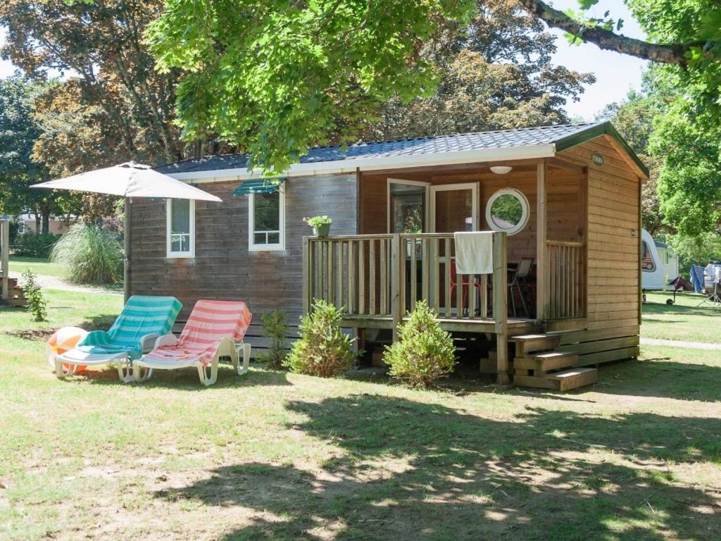 Camping Les Gorges Du Chambon Hotel Eymouthiers  Bagian luar foto